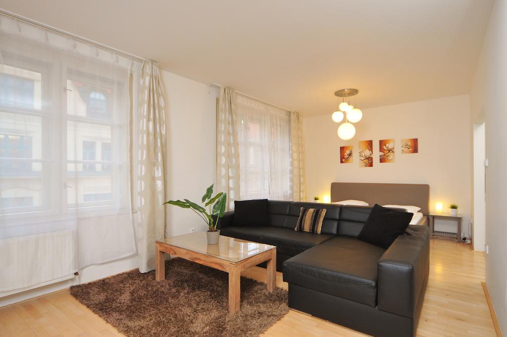 Selinor Old Town Apartments Prag Zimmer foto
