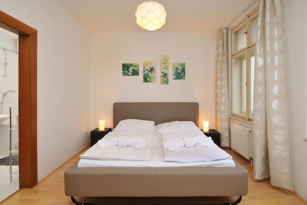 Selinor Old Town Apartments Prag Zimmer foto